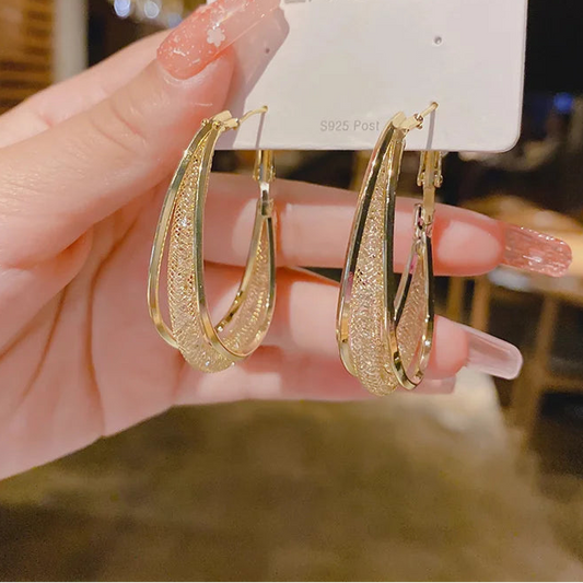 UCR Sandy Crystal Grid Earings